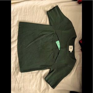 Cute dark green Medium size crop top from Q